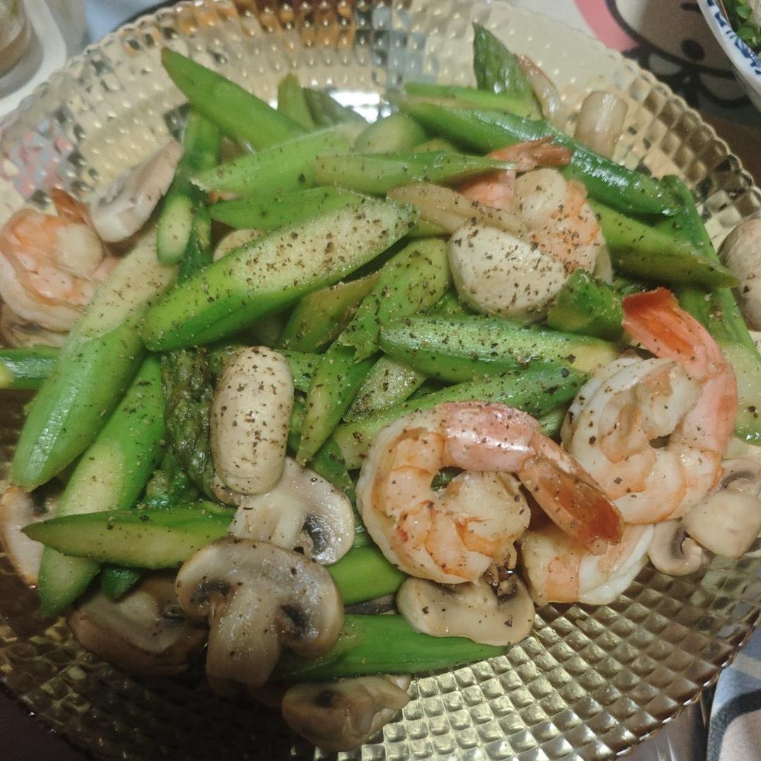 芦笋口蘑炒虾仁
