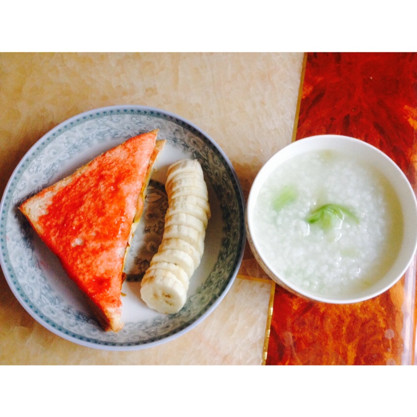 【1分钟鸡蛋三明治】微波懒人早餐