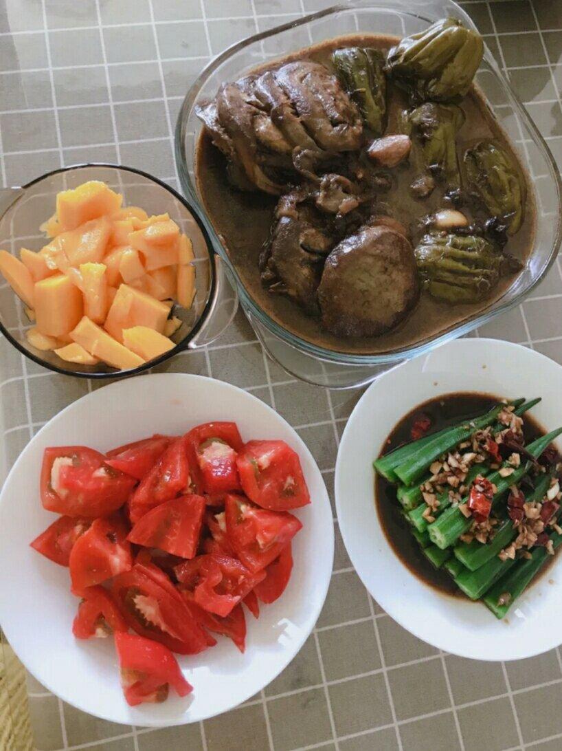 下饭菜肴--青椒酿肉