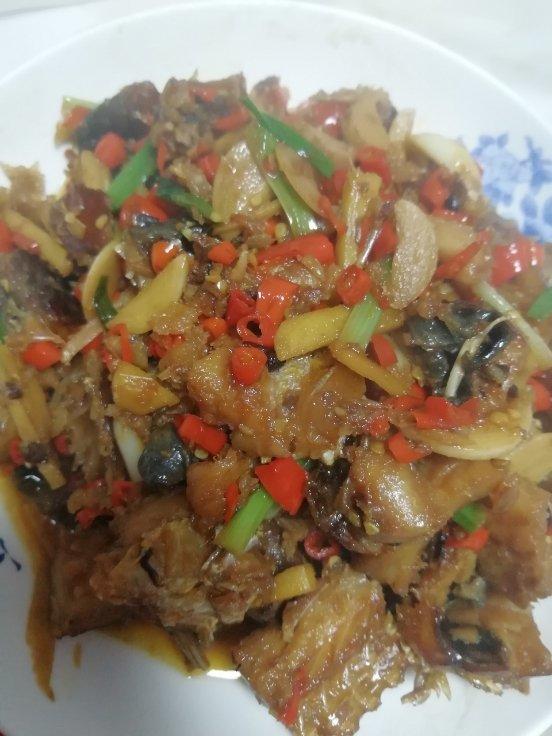 美味烧腊鱼