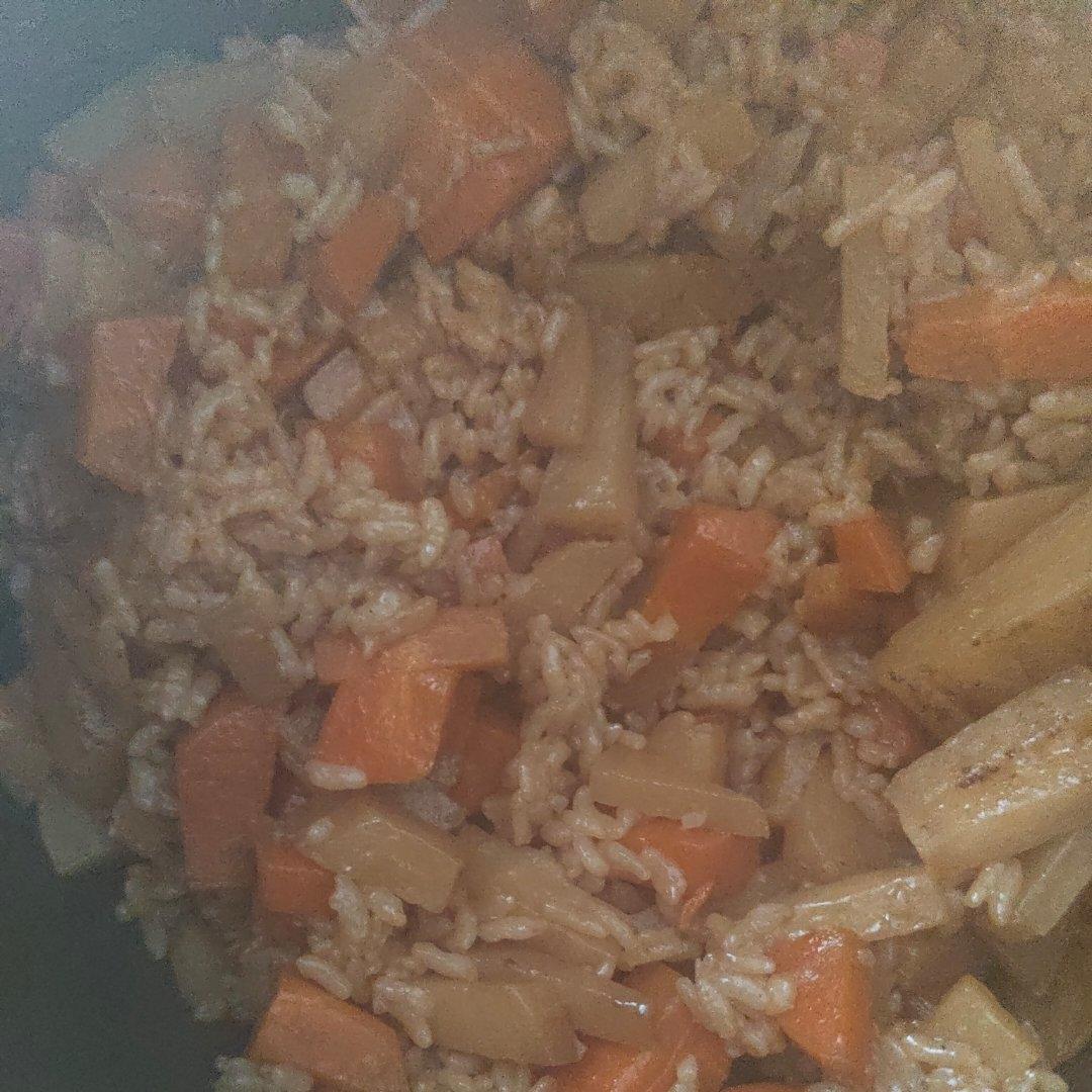 土豆焖饭（电饭煲）