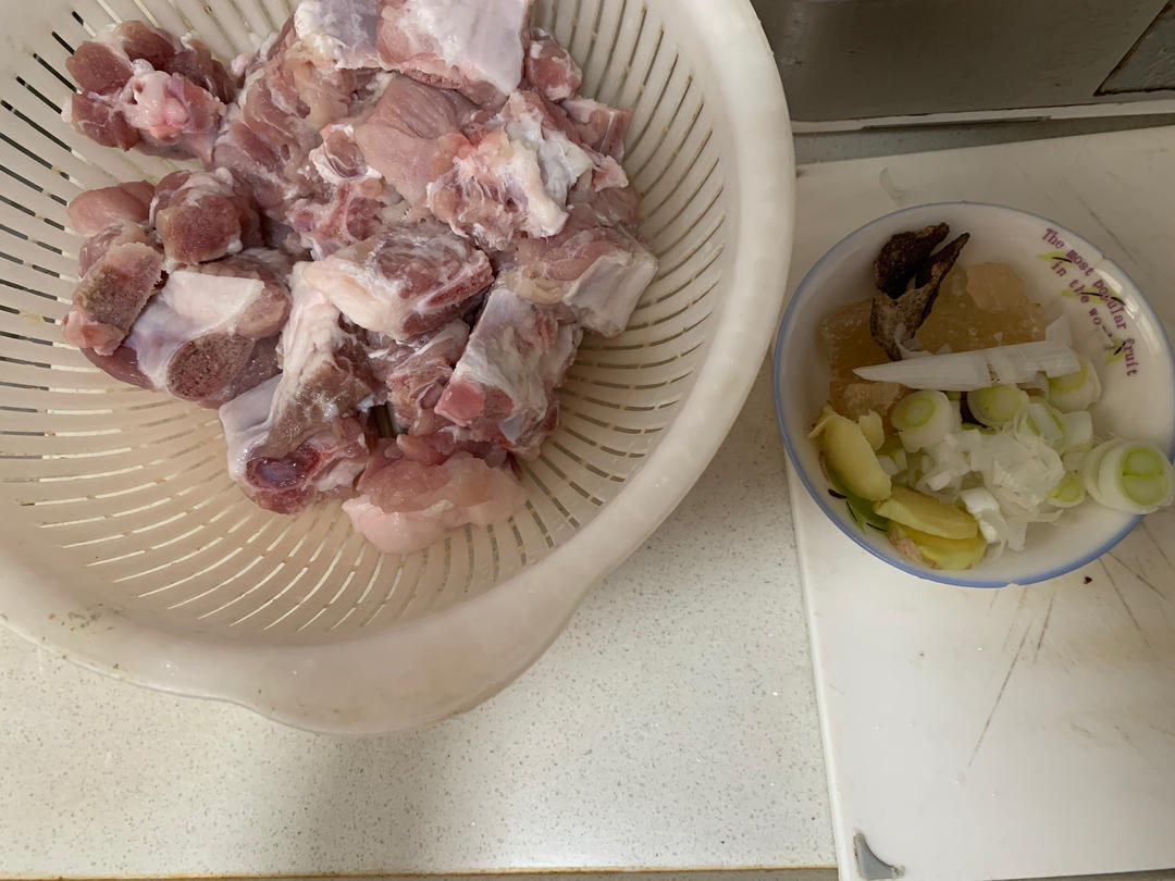 糖醋排骨（用少油，不炒糖色，家常做法，通俗易懂，甜酸适口）