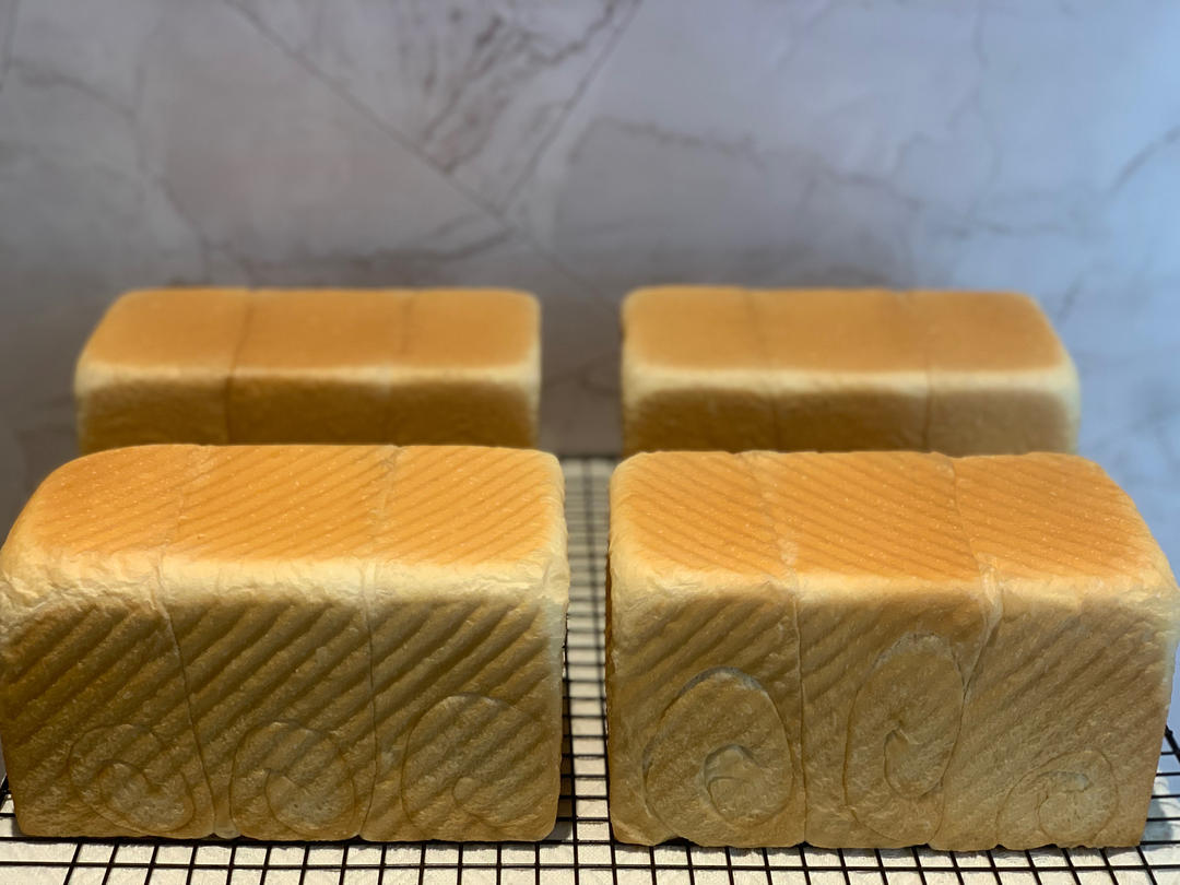 🍞低热量，超级柔软，蓬松，清甜三明治白吐司