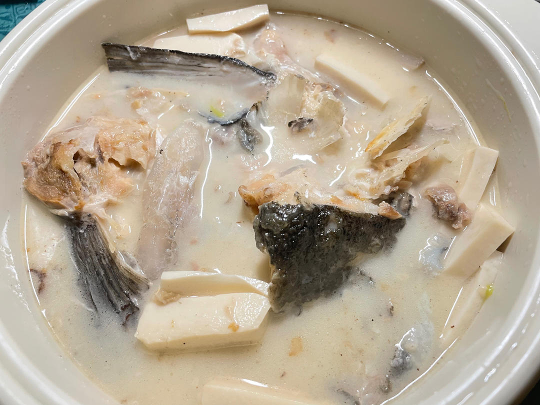 三文鱼头汤