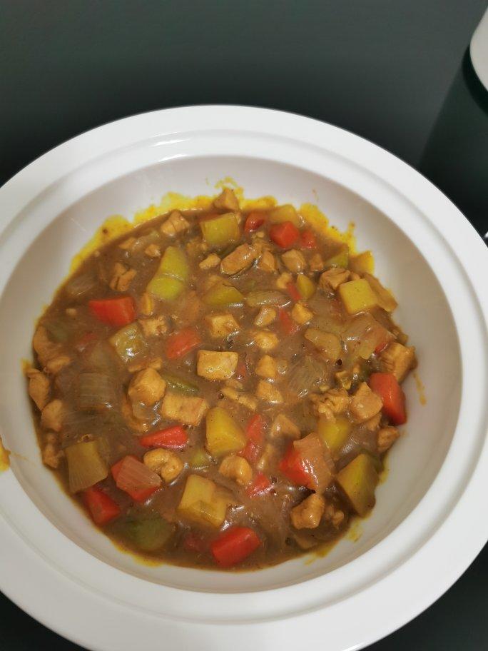 咖喱鸡肉饭