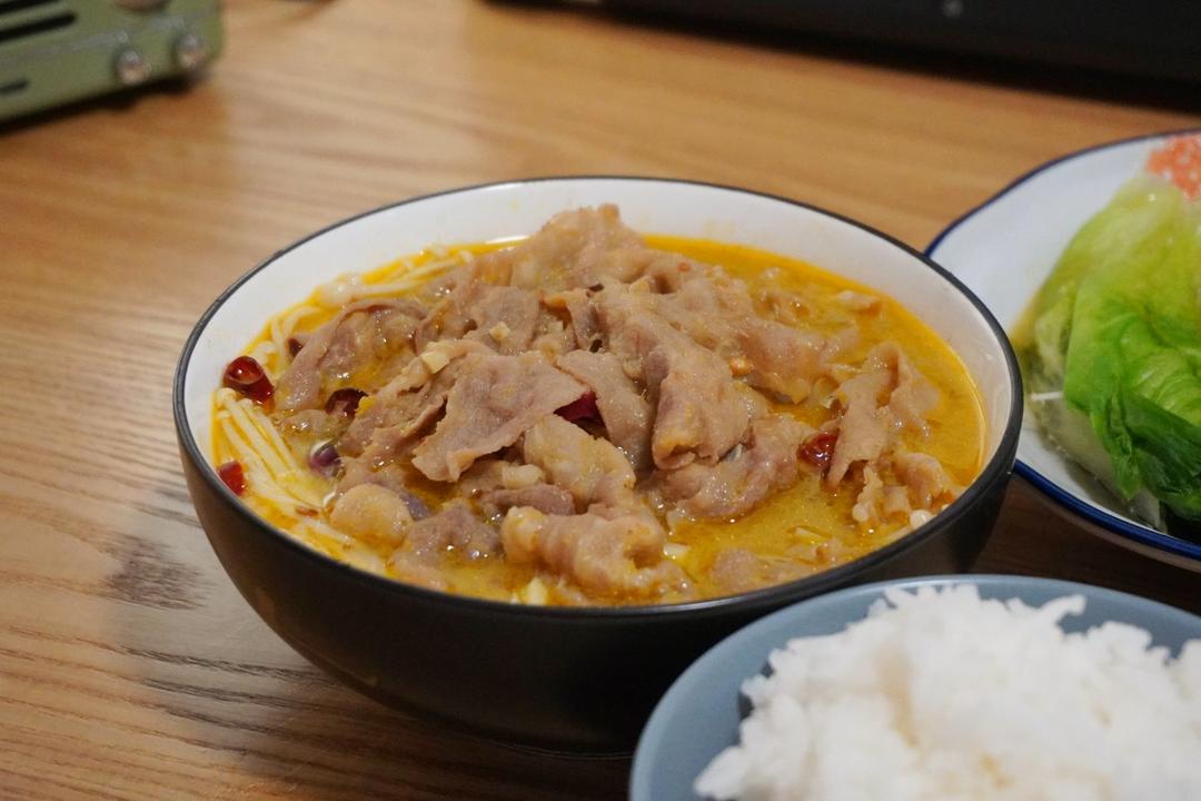 《忘不了餐厅》同款-五分钟做出酸汤肥牛