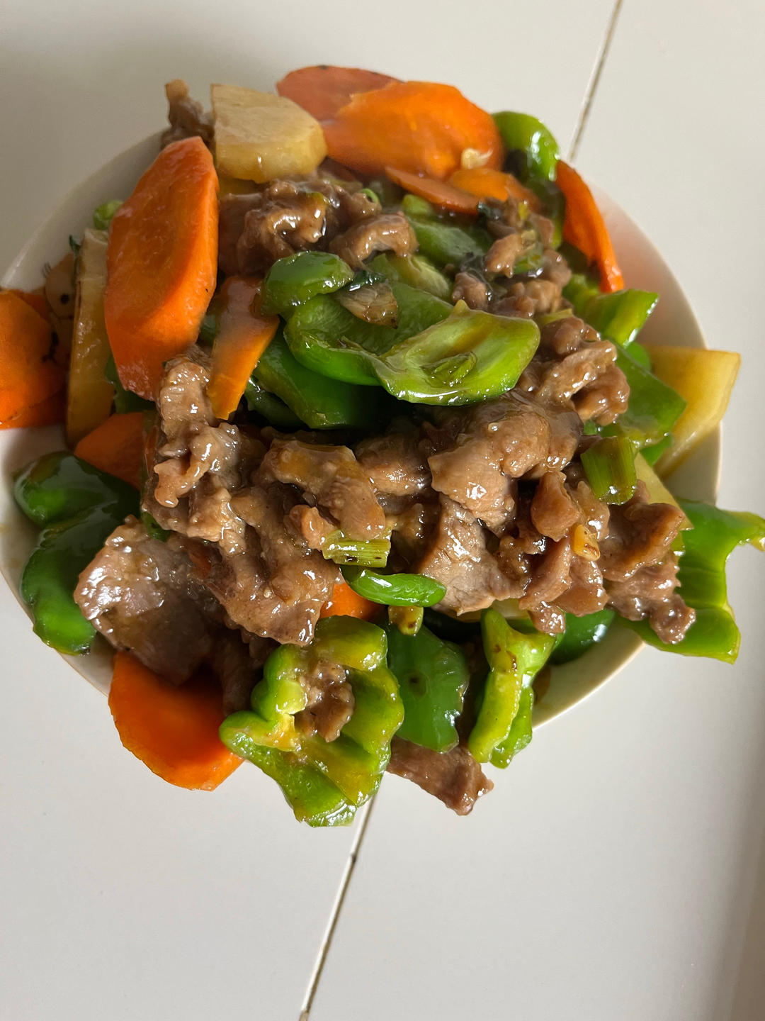 嫩炒牛肉片～～简单快手菜
