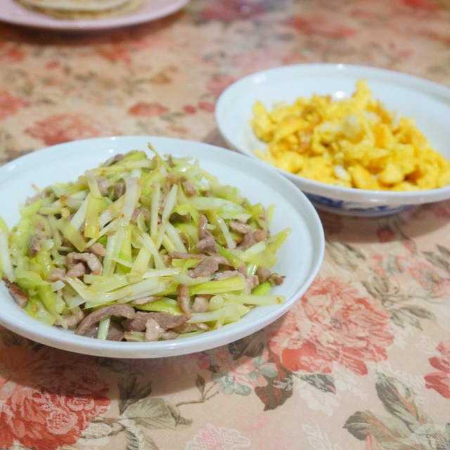 韭黄炒肉丝