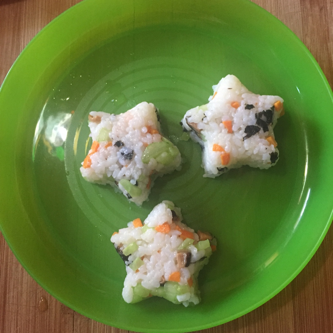 宝宝迷你三色饭团