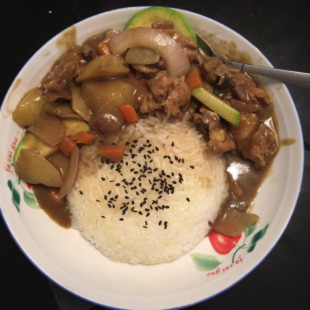 零失败日式咖喱鸡肉饭！！最正宗日本家庭做法！简单又好吃！