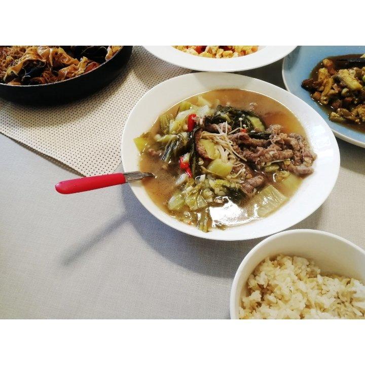 酸汤肥牛