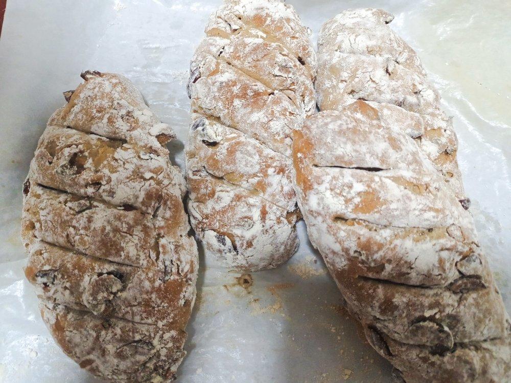 低筋面粉做的红枣软欧面包