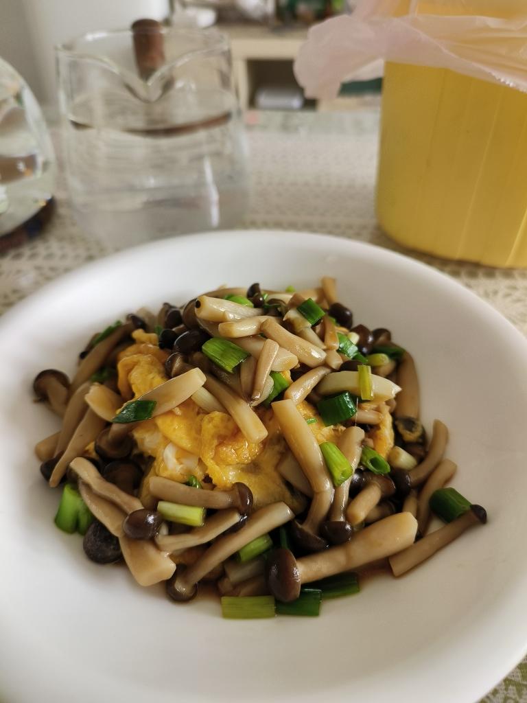蟹味菇滑蛋
