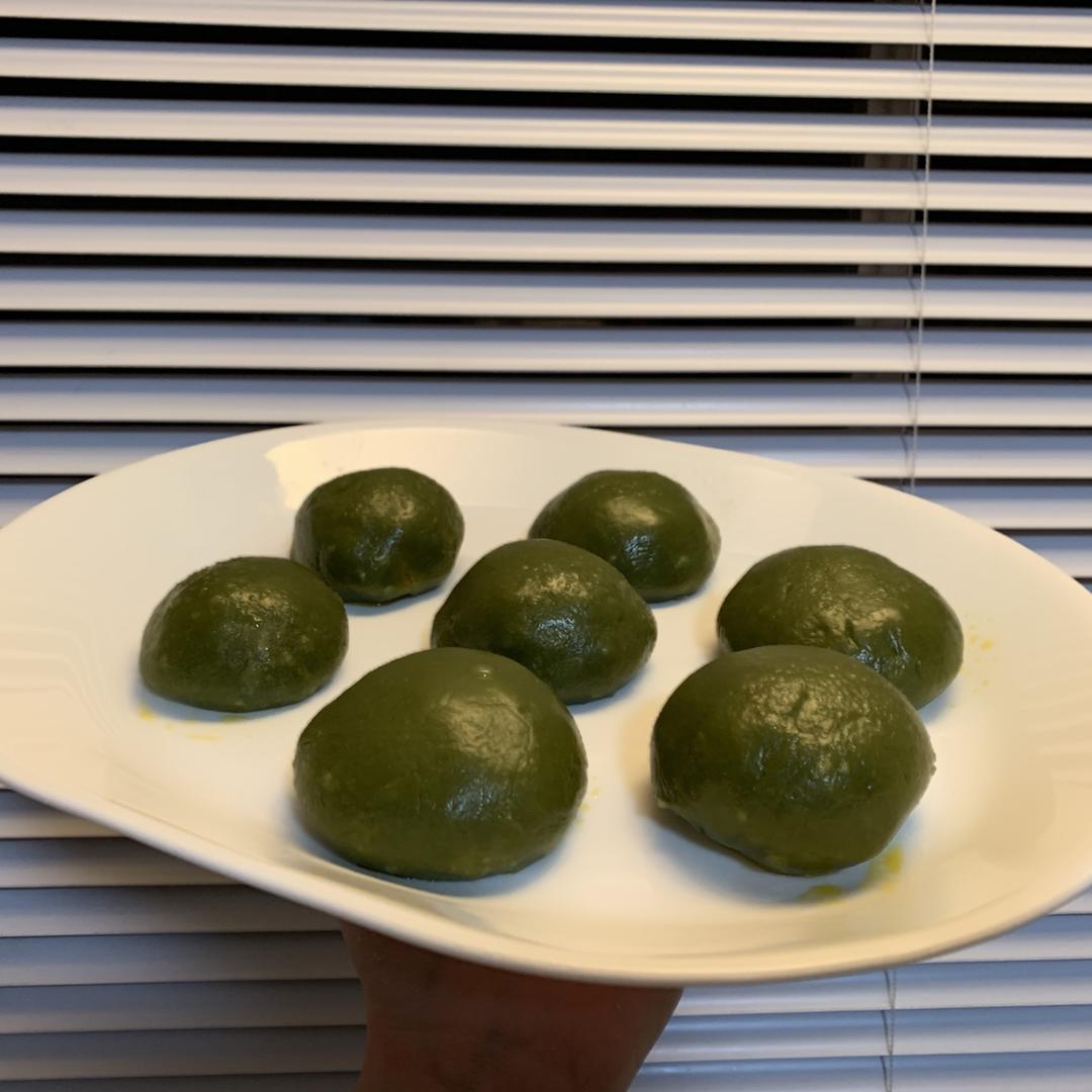 网红青团～～咸蛋黄肉松青团