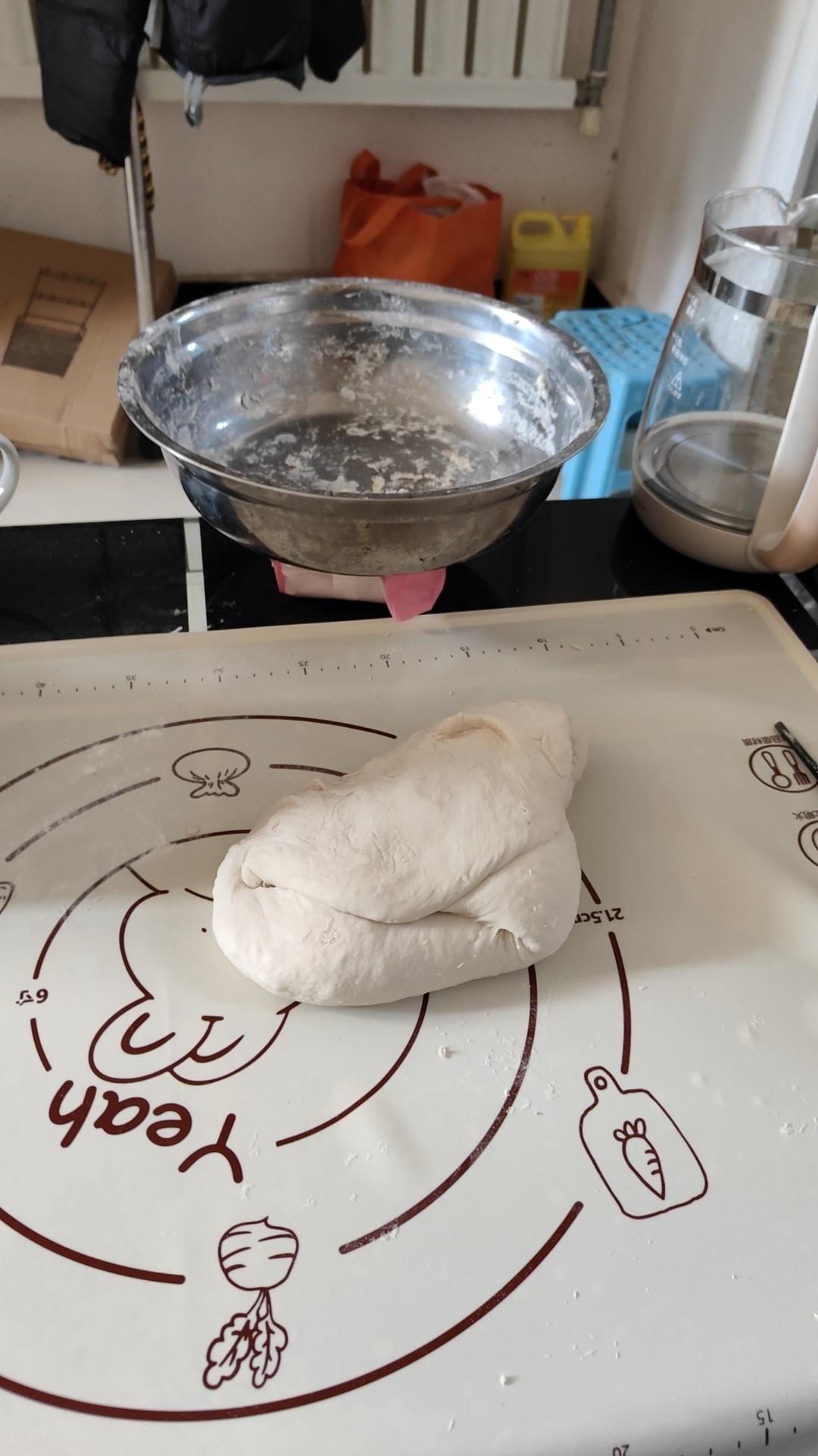 烙饼不硬的小窍门 掌握了你也能看出柔软多层凉了不硬的小油饼