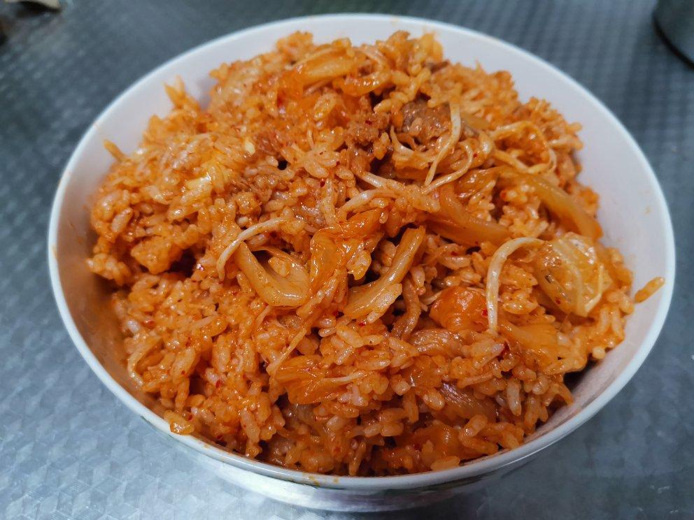 泡菜肥牛炒饭