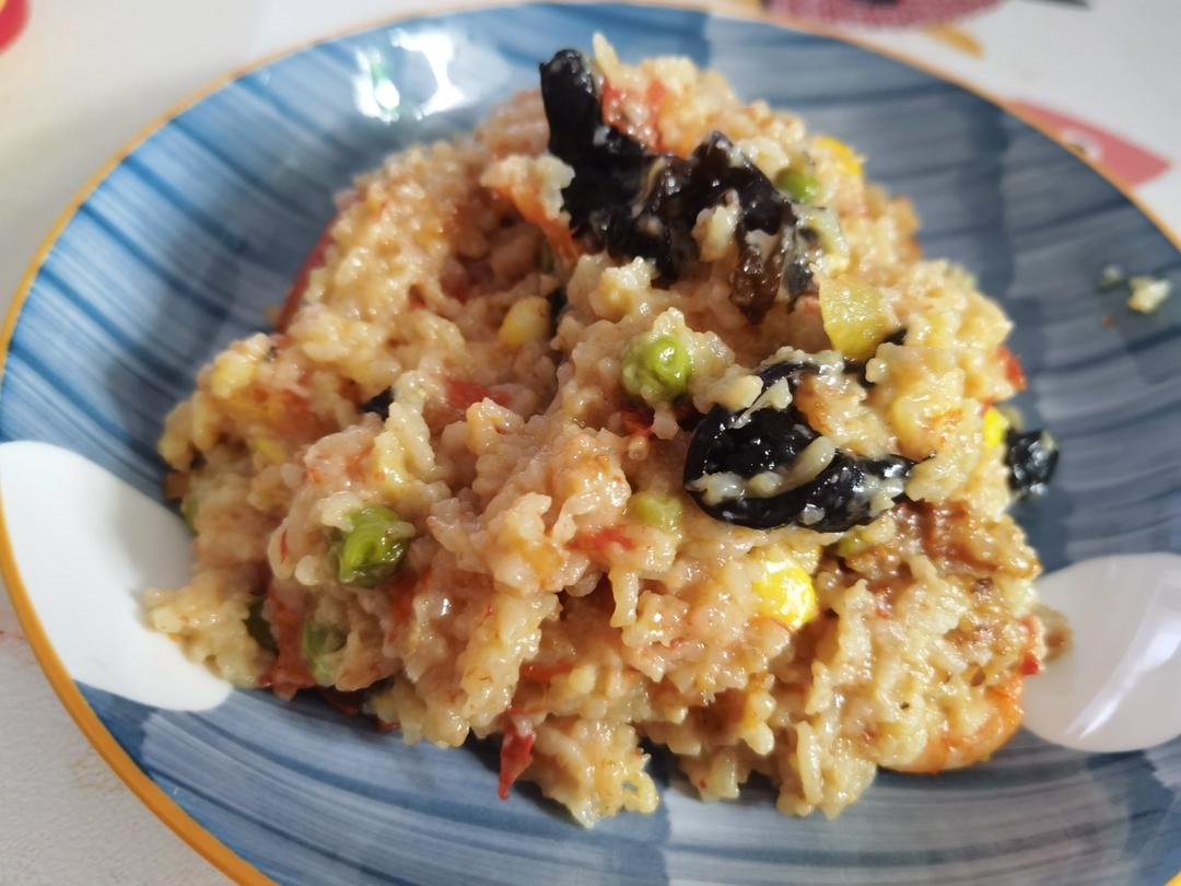 电饭煲快煮的西式番茄虾仁饭