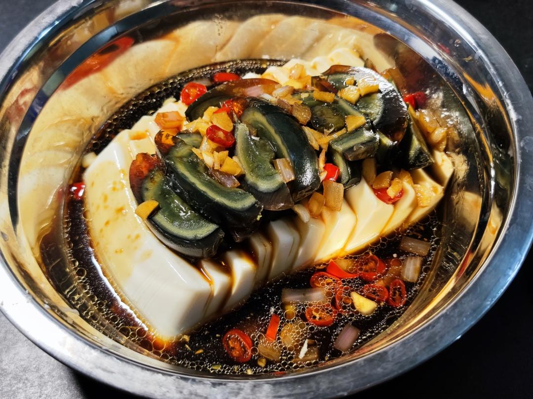 【最佳CP～】凉拌皮蛋豆腐✨