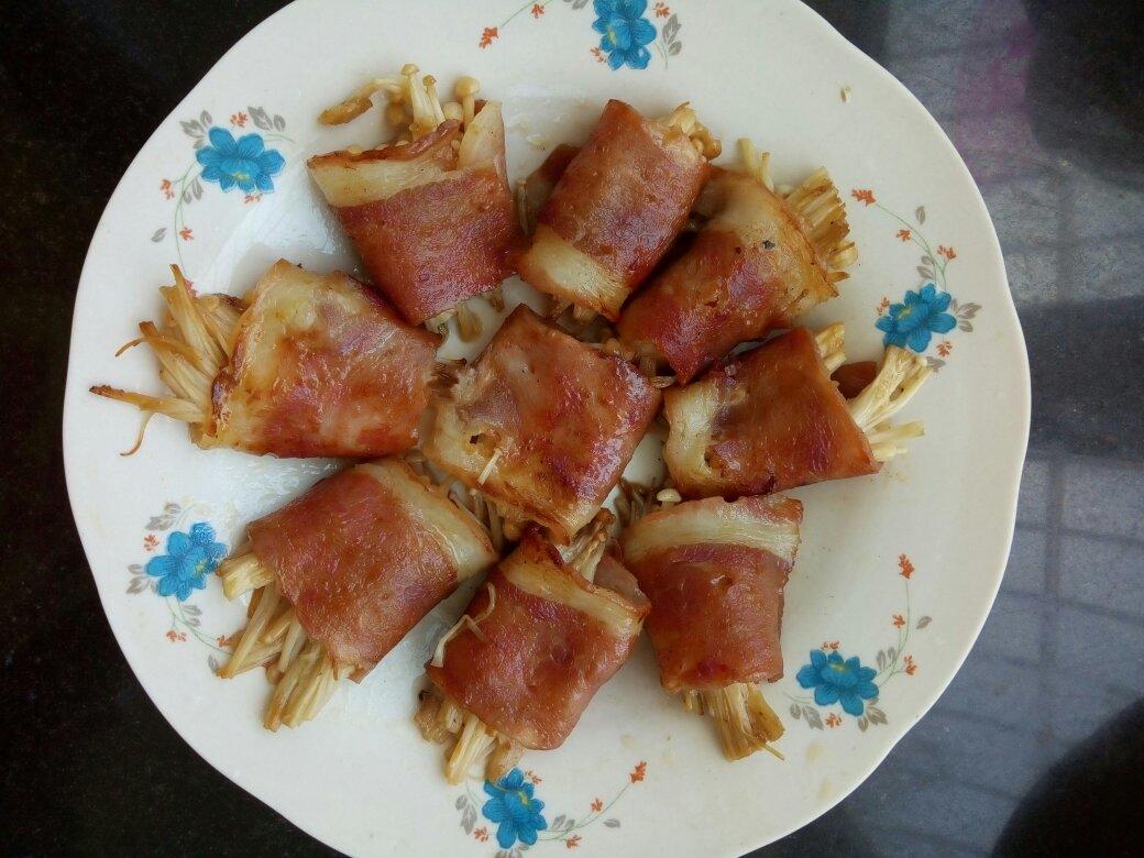 香煎培根金针菇卷