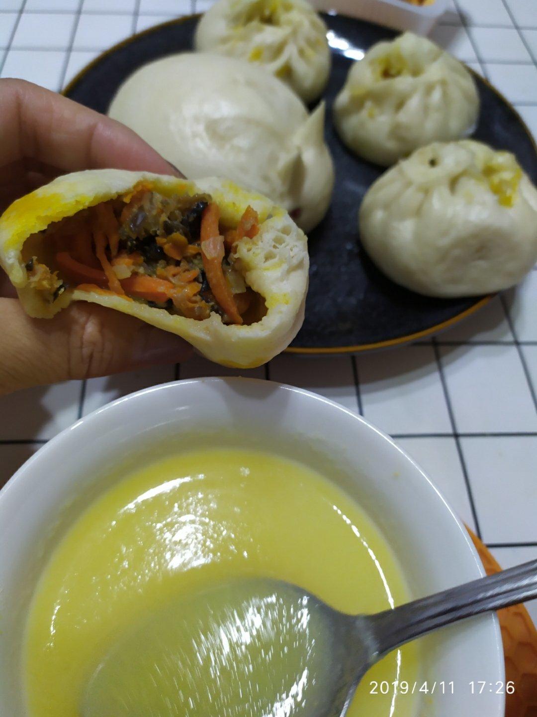 胡萝卜羊肉包子
