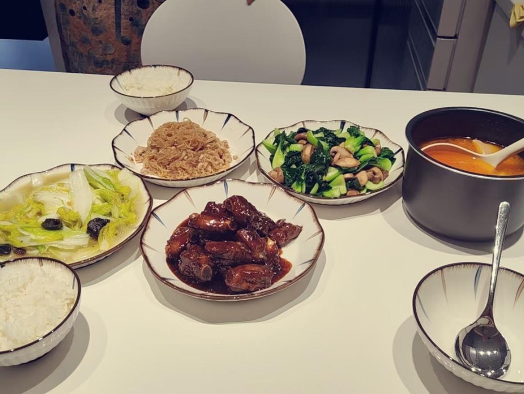 家庭聚餐
