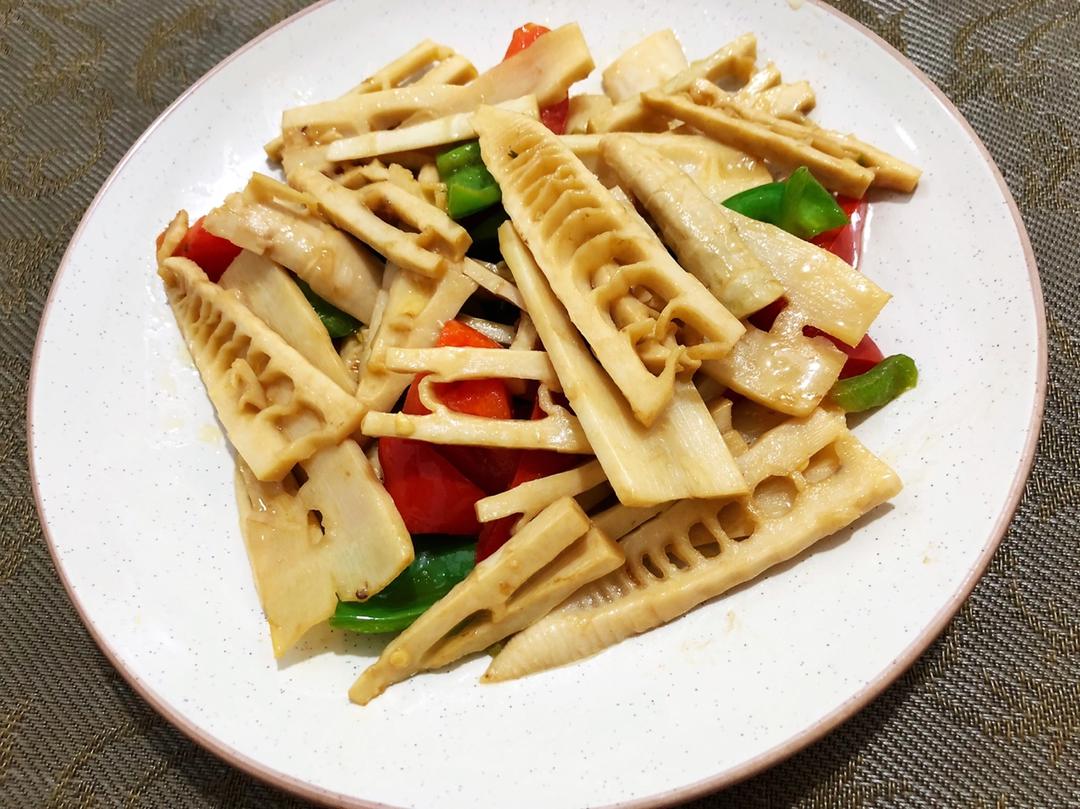 家常菜 竹笋炒肉 心向往之-1做的竹笋炒肉 竹笋,猪肉,淀粉,料酒,糖