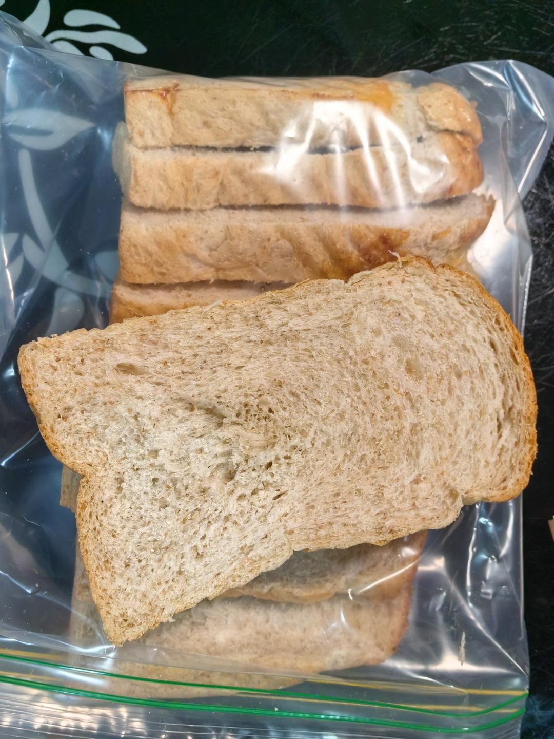 码住它｜你也能做出爆发力超强的全麦面包