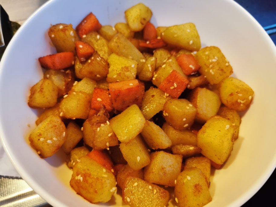 孜然火腿土豆丁