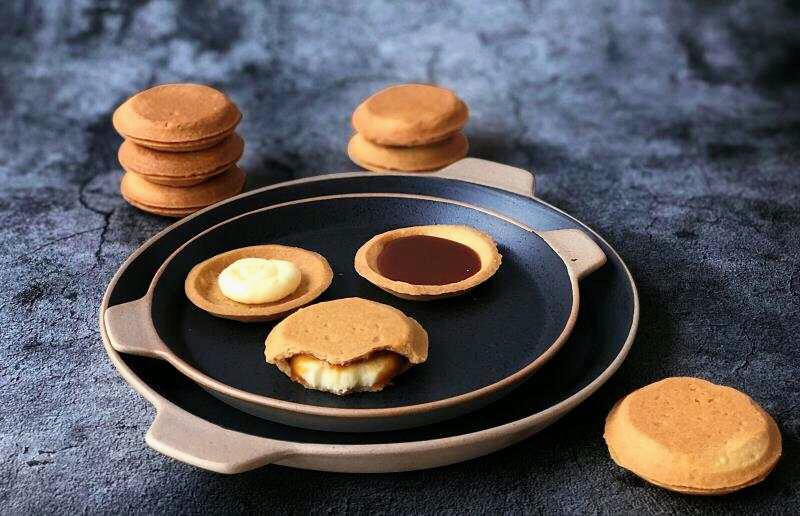 自制日本网红PRESS BUTTER SAND焦糖奶油夹心饼干