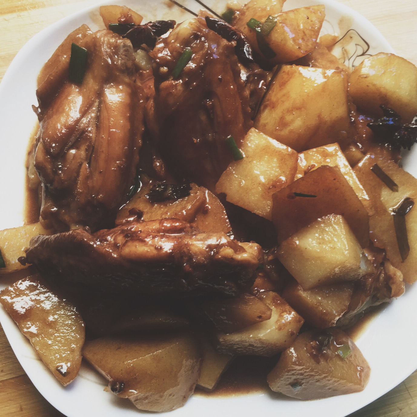 土豆炖鸡翅（快手零失败）