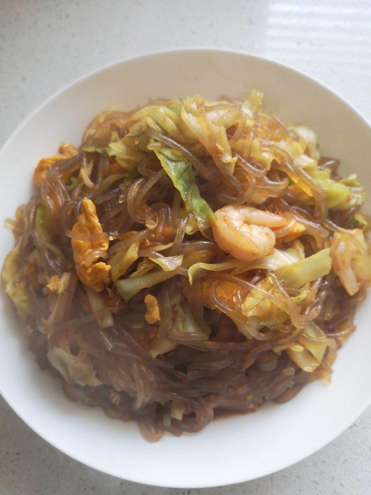 包菜粉丝炒鸡蛋