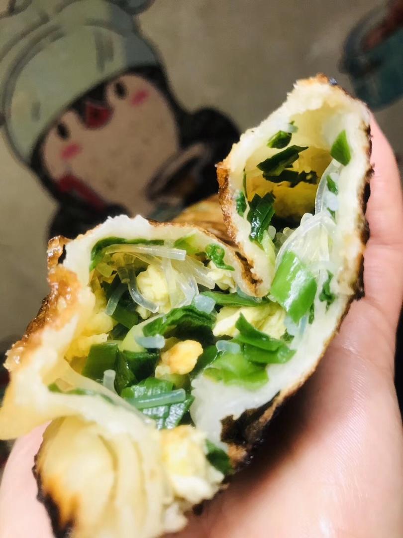 吹弹可破的韭菜盒子