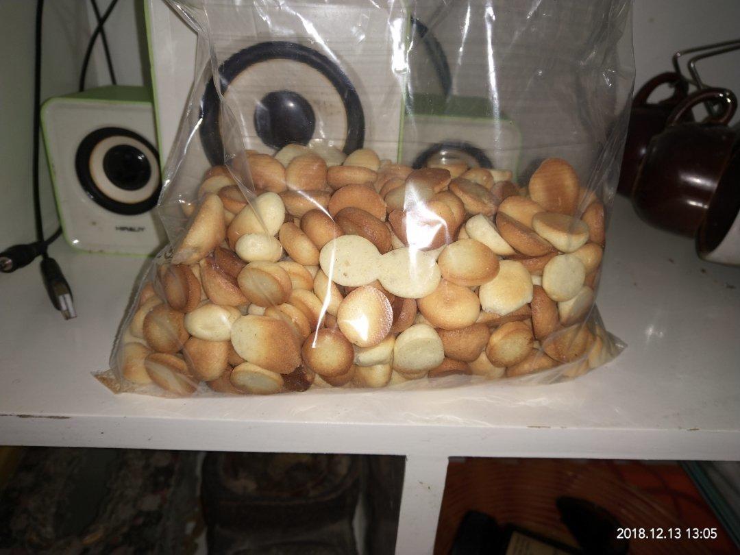 酥脆蛋香小饼干