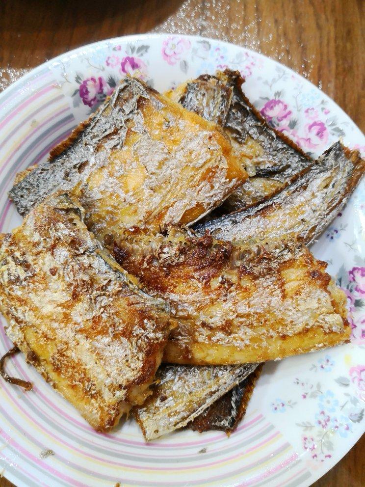 【香煎带鱼】附送超多煎鱼技巧~