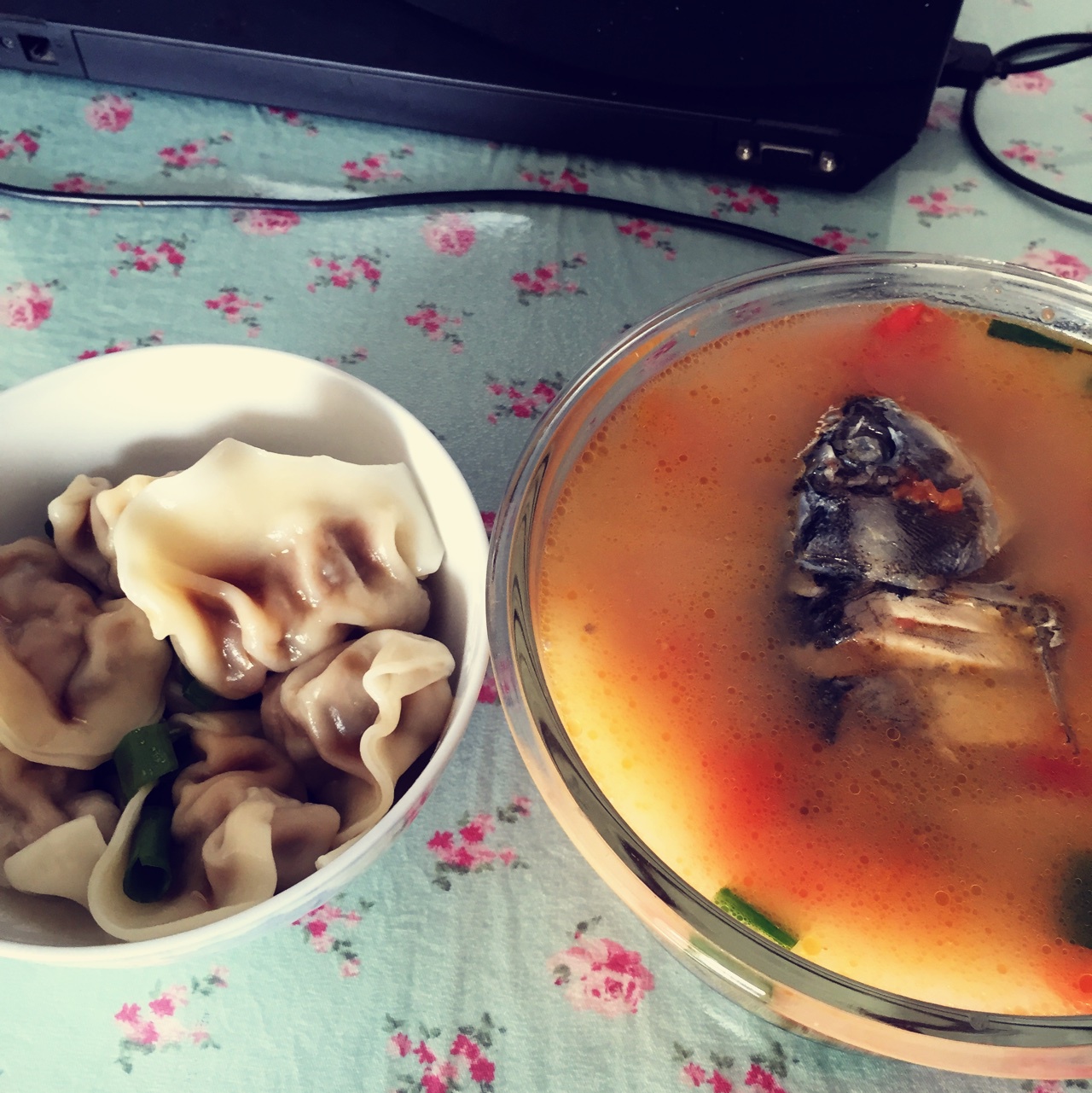 番茄鲫鱼汤