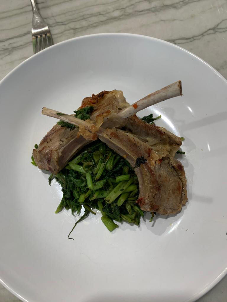 羊排烤香，羊汤煮粉