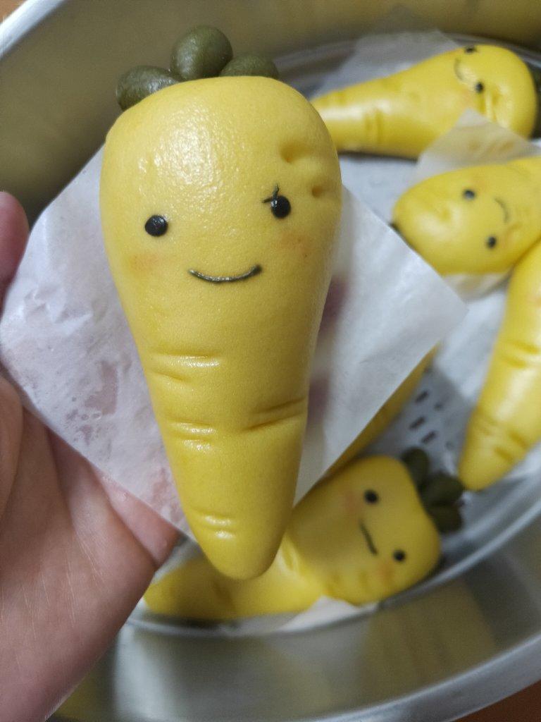 超萌的胡萝卜造型卡通馒头