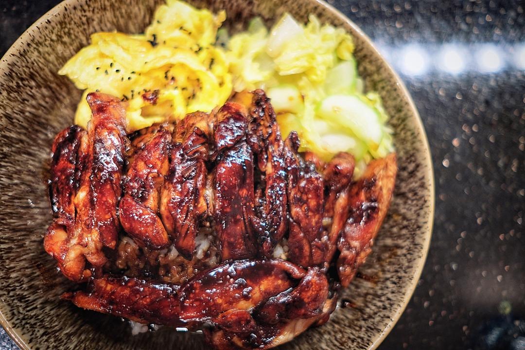 照烧鸡腿饭