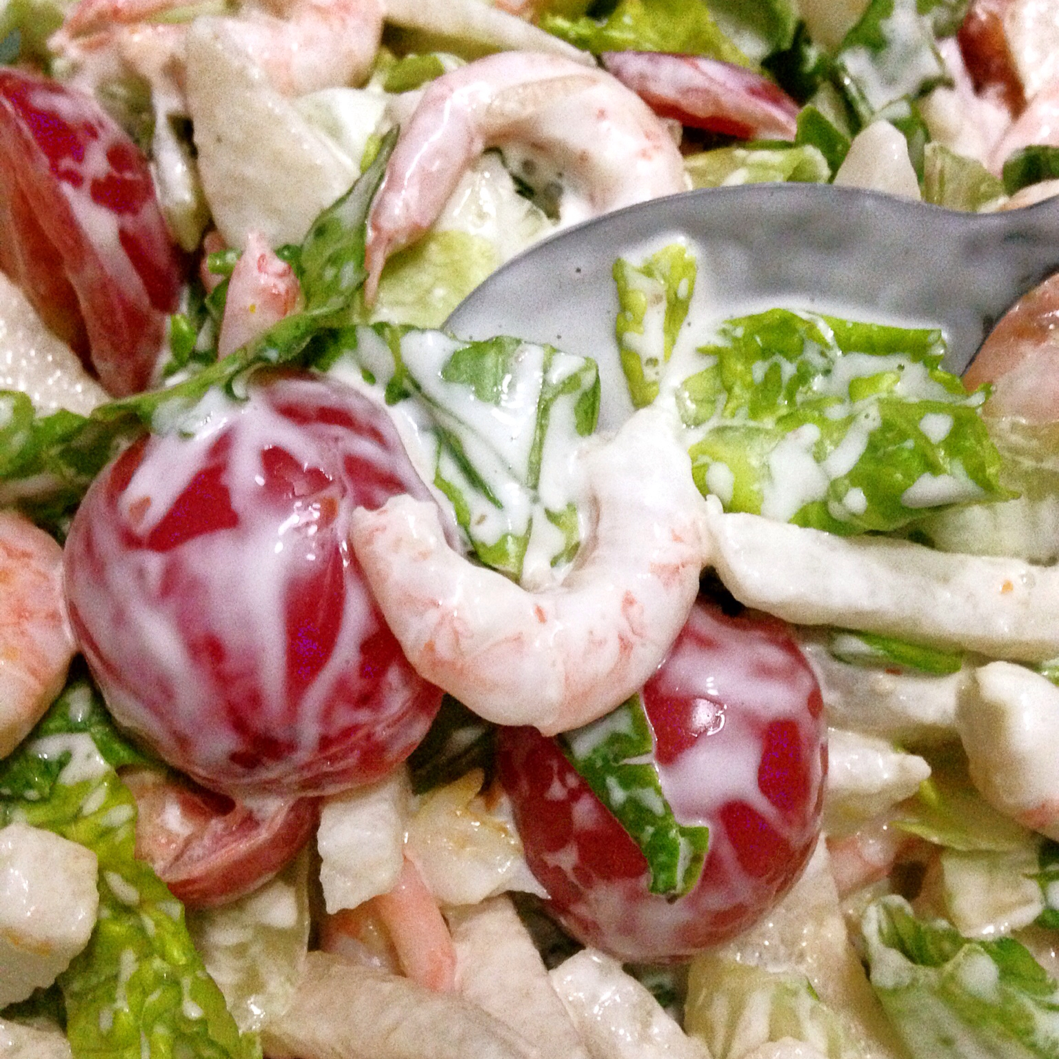 山萌萌仙大王做的北极甜虾蔬果沙拉