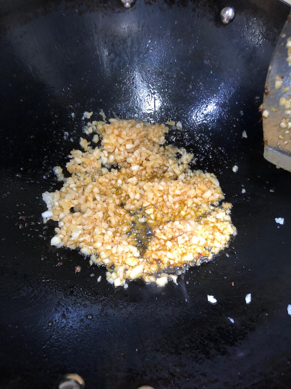 香辣蒜蓉大蝦的做法 步驟5