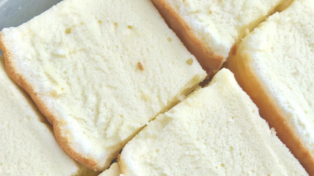 不开裂不回缩不掉皮的酸奶水浴法蛋糕