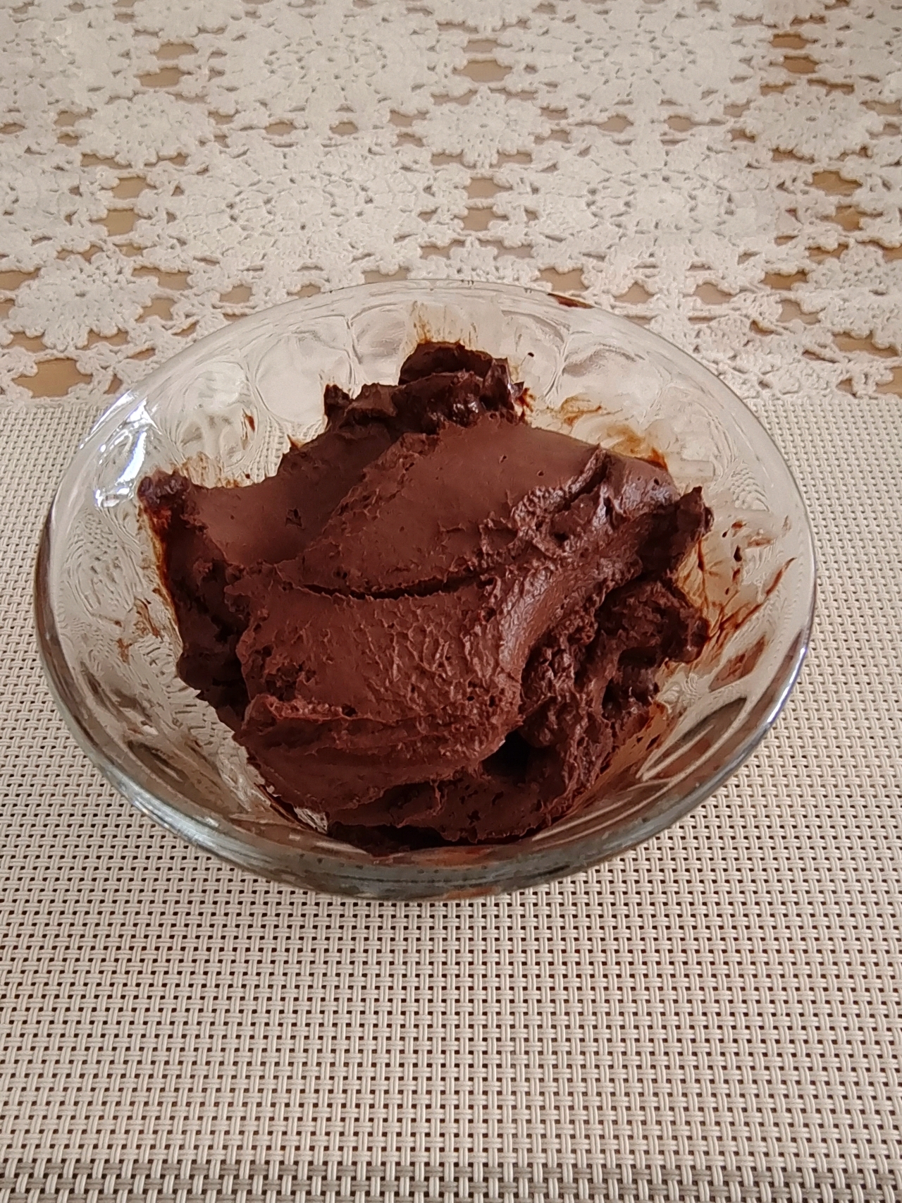 被人赞不绝口！！！低卡巧克力熔岩蛋糕