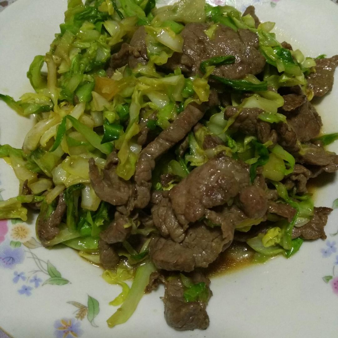 圆白菜炒牛肉