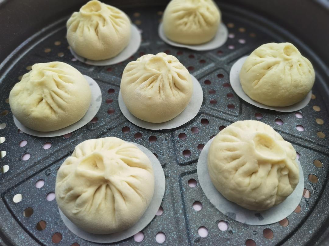 胡萝卜羊肉包子