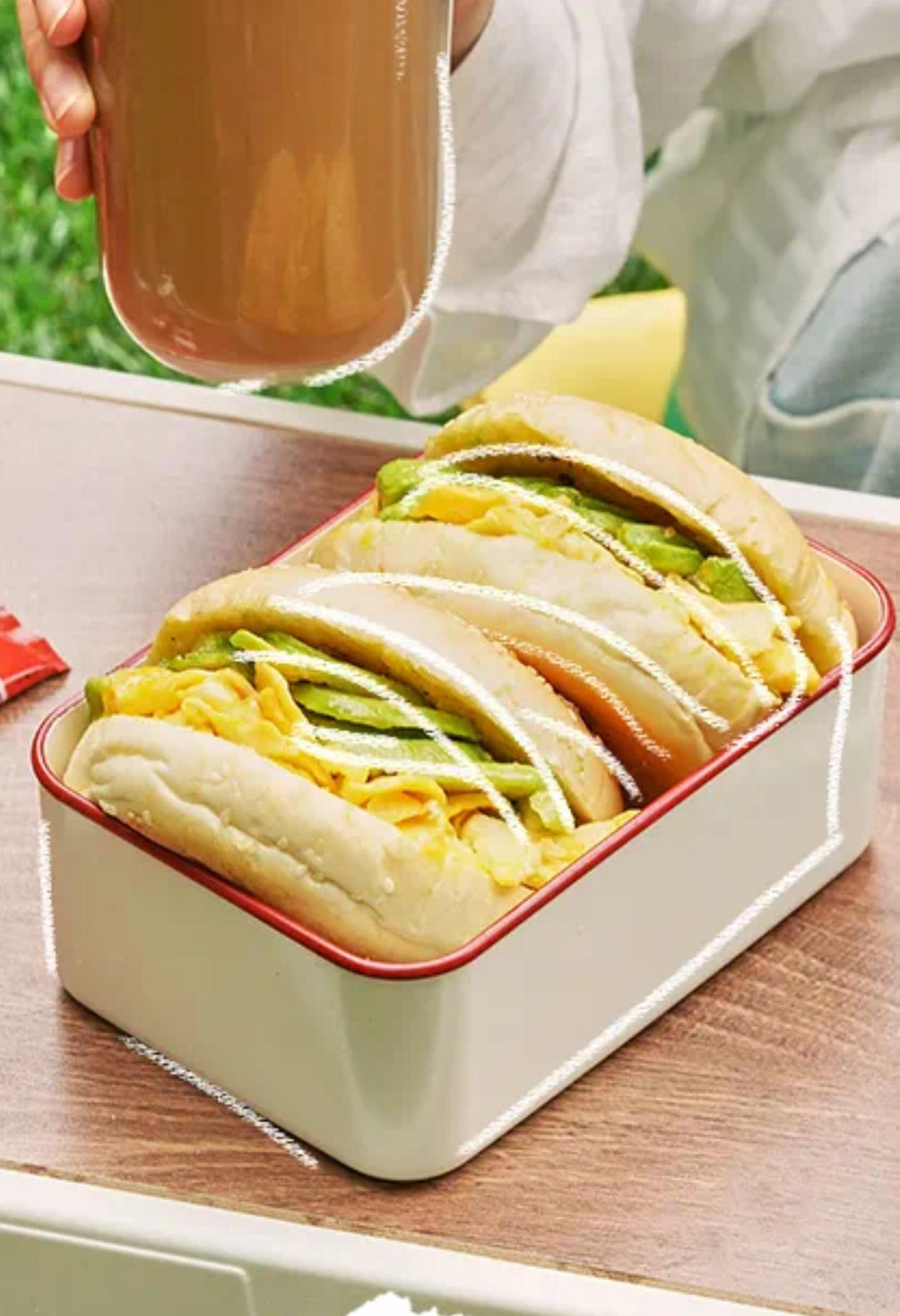 一人鲜食#牛油果鸡蛋贝果~干巴lunch的做法