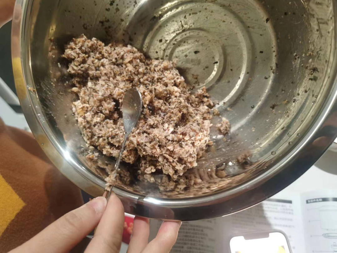 蒸香菇马蹄肉饼 丨小朋友的最爱系列