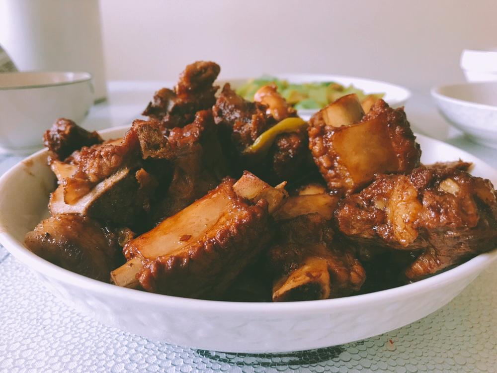 红烧排骨