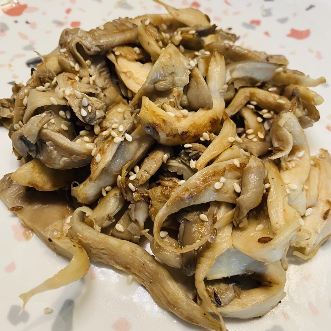 干煸平菇（有肉的味道）