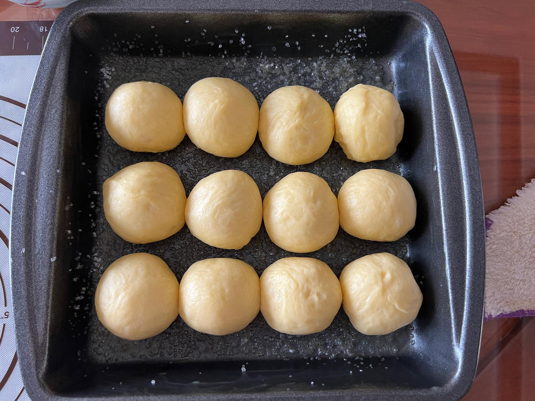 脆底蜂蜜小面包