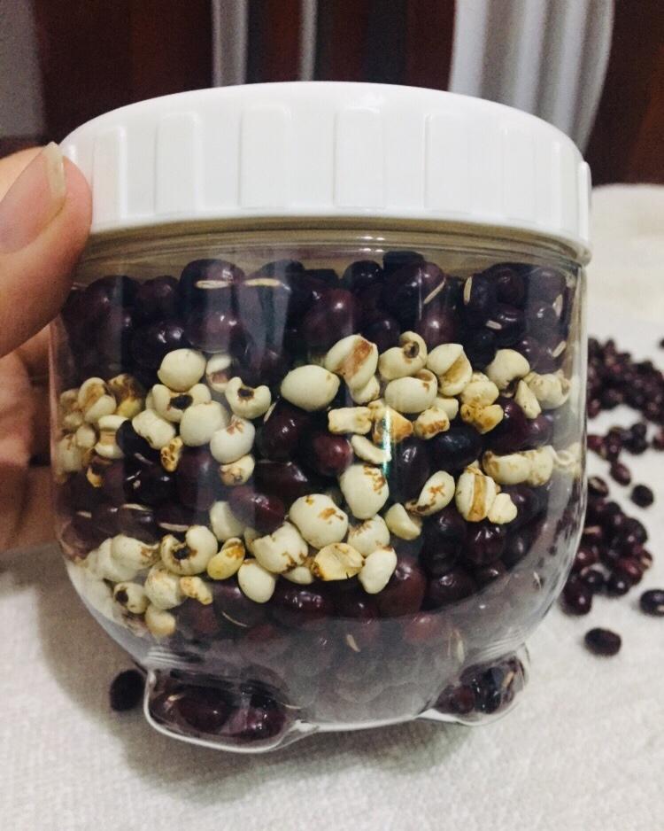 美白祛湿又好喝的水！红豆薏米茶，泡水喝！